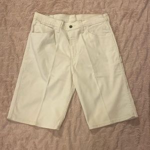 White Levi Size 34 Jean Shorts